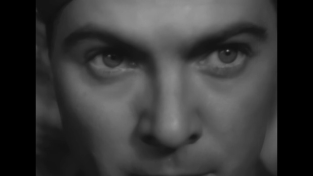 Georges Rigaud dans le film français Le roman d'un spahi (1936) de Michel Bernheim