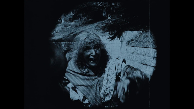 La comédienne Anna Gay dans le film muet La fête espagnole (1920) de Germaine Dulac La comédienne Anna Gay dans le film muet La fête espagnole (1920) de Germaine Dulac