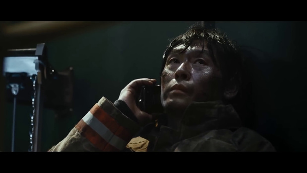 Un pompier dans le film catastrophe coréen The tower (2012) de Kim Ji-hoon