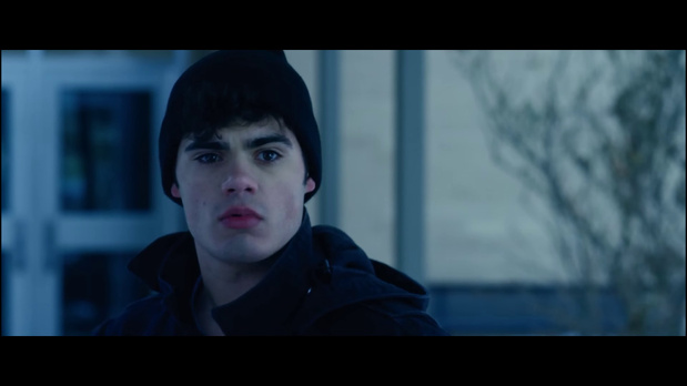 Le comédien Emery Kelly dans Max Winslow and the House of Secrets (Virtual Games, 2020) de Sean Olson