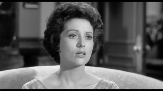 Elaine Edwards dans le thriller The bat (Le masque, 1959) de Crane Wilbur