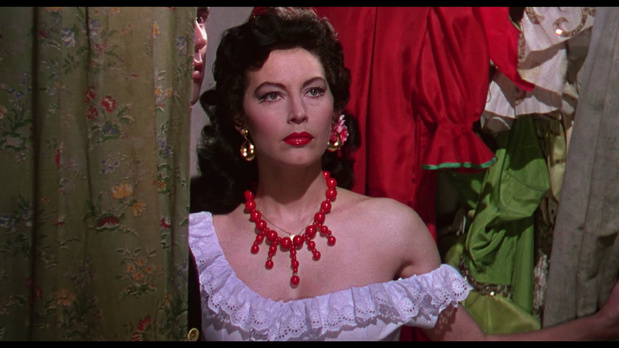 Ava Gardner dans le film The barefoot contessa (La comtesse aux pieds nus, 1954) de Joseph L. Mankiewicz Ava Gardner dans le film The barefoot contessa (La comtesse aux pieds nus, 1954) de Joseph L. Mankiewicz
