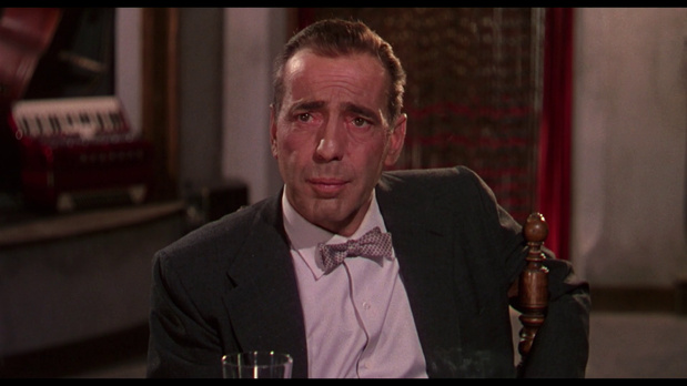 Humphrey Bogart dans le film The barefoot contessa (La comtesse aux pieds nus, 1954) de Joseph L. Mankiewicz Humphrey Bogart dans le film The barefoot contessa (La comtesse aux pieds nus, 1954) de Joseph L. Mankiewicz