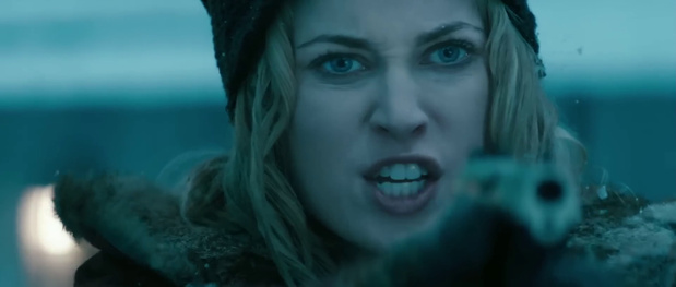 Charlotte Sullivan dans le film de science-fiction The colony (2013) de Jeff Renfroe Charlotte Sullivan dans le film de science-fiction The colony (2013) de Jeff Renfroe