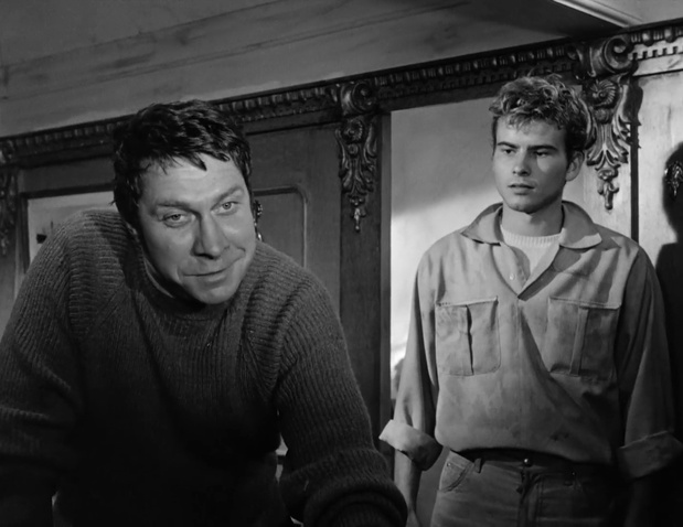 Werner Buttler et Horst Buchholz dans le film Das Totenschiff (Les mutins du Yorik, 1959) de Georg Tressler Werner Buttler et Horst Buchholz dans le film Das Totenschiff (Les mutins du Yorik, 1959) de Georg Tressler