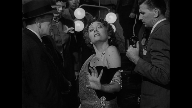 Gloria Swanson dans le film Sunset Boulevard (Boulevard du crépuscule, 1950) de Billy Wilder