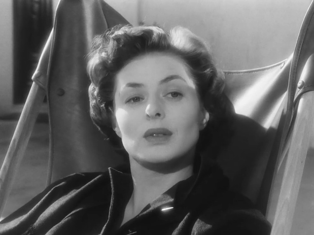 Ingrid Bergman dans Viaggio in Italia (Voyage en Italie, 1954) de Roberto Rossellini