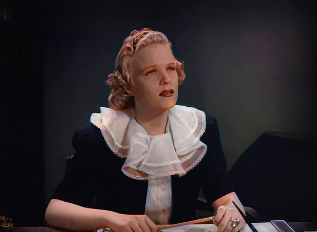 Maxine Leslie dans le film de détective Doomed to die (La malédiction, 1940) de William Nigh