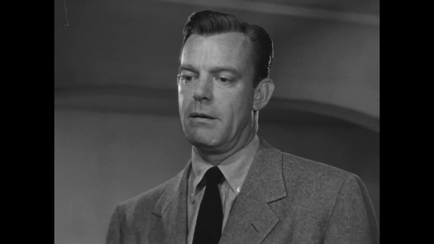 Dennis O'Keefe dans le film noir Woman on the run (Dans l'ombre de San Francisco, 1950) de Norman Foster Dennis O'Keefe dans le film noir Woman on the run (Dans l'ombre de San Francisco, 1950) de Norman Foster