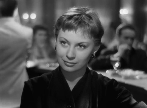 Magali Noël dans le film policier Razzia sur la chnouf (1955) de Henri Decoin Magali Noël dans le film policier Razzia sur la chnouf (1955) de Henri Decoin