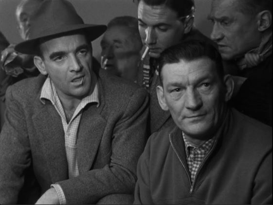 Auguste Le Breton dans le film Razzia sur la chnouf (1955) de Henri Decoin, tiré de son propre roman
