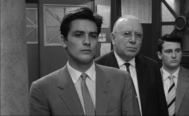 Alain Delon et Louis Seigner dans le film franco-italien L'eclisse (L'éclipse, 1962) de Michelangelo Antonioni Alain Delon et Louis Seigner dans le film franco-italien L'eclisse (L'éclipse, 1962) de Michelangelo Antonioni