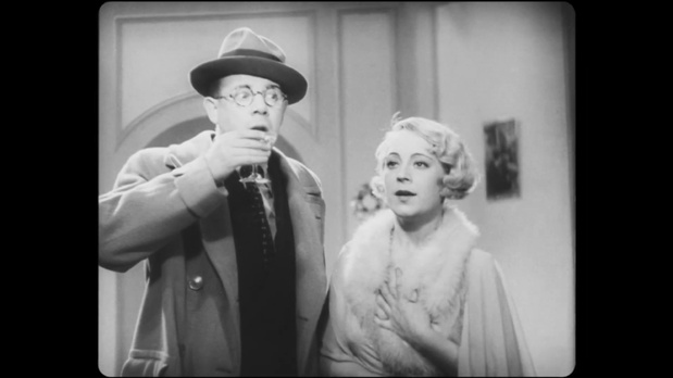 Lucienne Parizet et Guy Sloux dans le vaudeville Attendez ... chauffeur ! (1933) Lucienne Parizet et Guy Sloux dans le vaudeville Attendez ... chauffeur ! (1933)