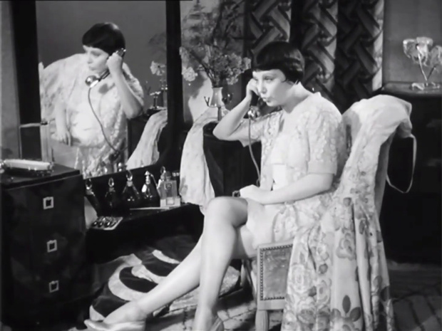 Gaby Basset dans la comédie musicale française Son plus bel exploit (1932) d'André E. Chotin Gaby Basset dans la comédie musicale française Son plus bel exploit (1932) d'André E. Chotin