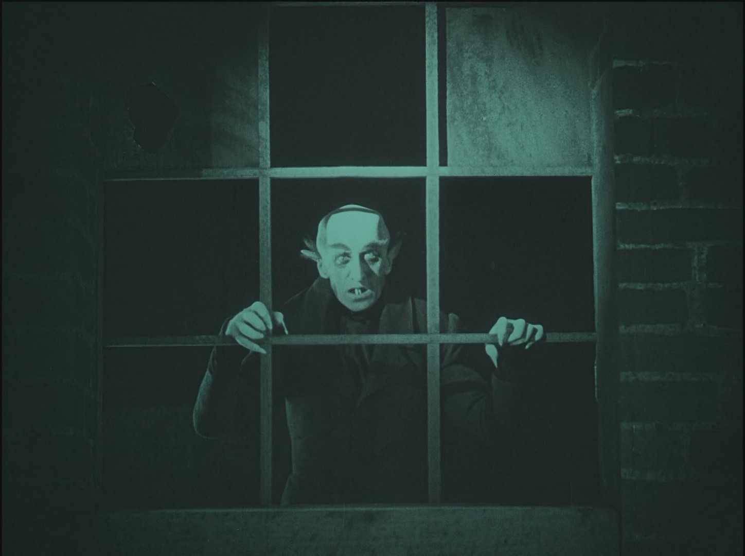 Max Schreck dans Nosferatu Eine Symphonie des Grauens (Nosferatu, une symphonie de l'horreur, 1922) de Friedrich Wilhelm Murnau