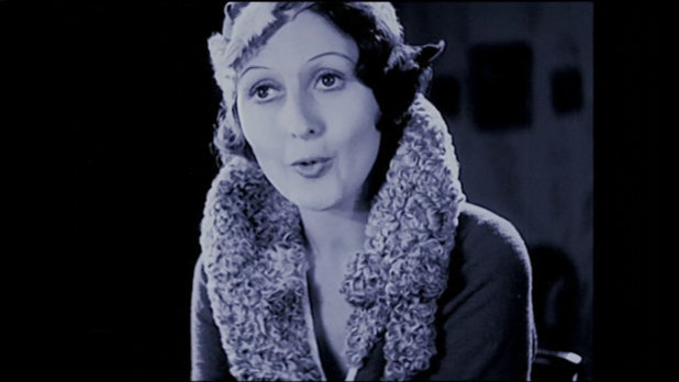 Betty Bird dans le film Die grosse liebe, d'Otto Preminger