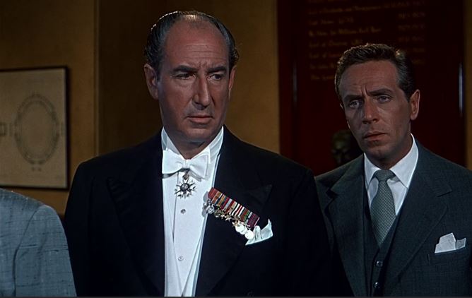 L'acteur Ralph Truman dans The man who knew too much (L'homme qui en savait trop, 1956) d'Alfred Hitchcock