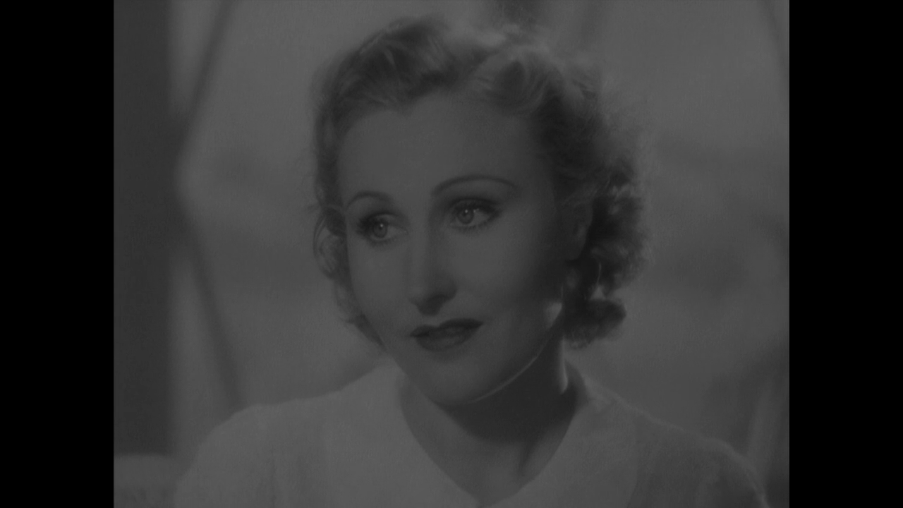 L'actrice Danièle Parola dans le film Razumov (Sous les yeux d'Occident, 1936) de Marc Allégret