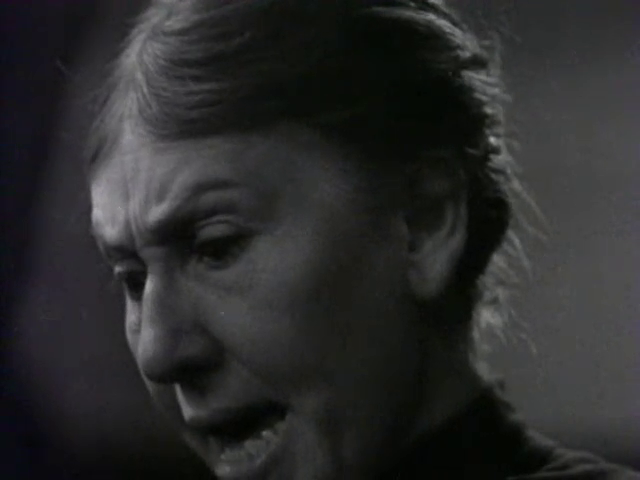 L'actrice Catherine Fonteney dans le film Poil de carotte (1932) de Julien Duvivier