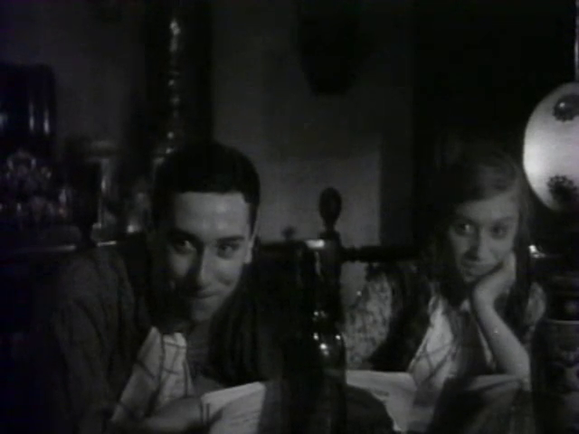 Maxime Fromiot et Simone Aubry dans le film Poil de carotte (1932) de Julien Duvivier