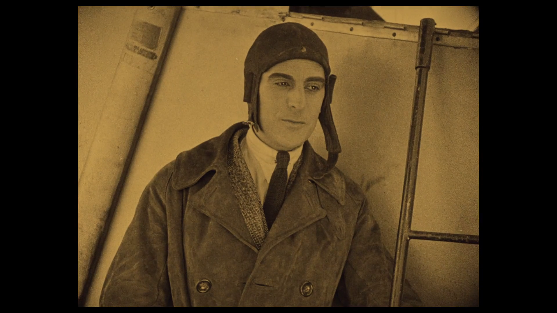 Jean Murat dans le film L'autre aile (1923) de Henri Andréani
