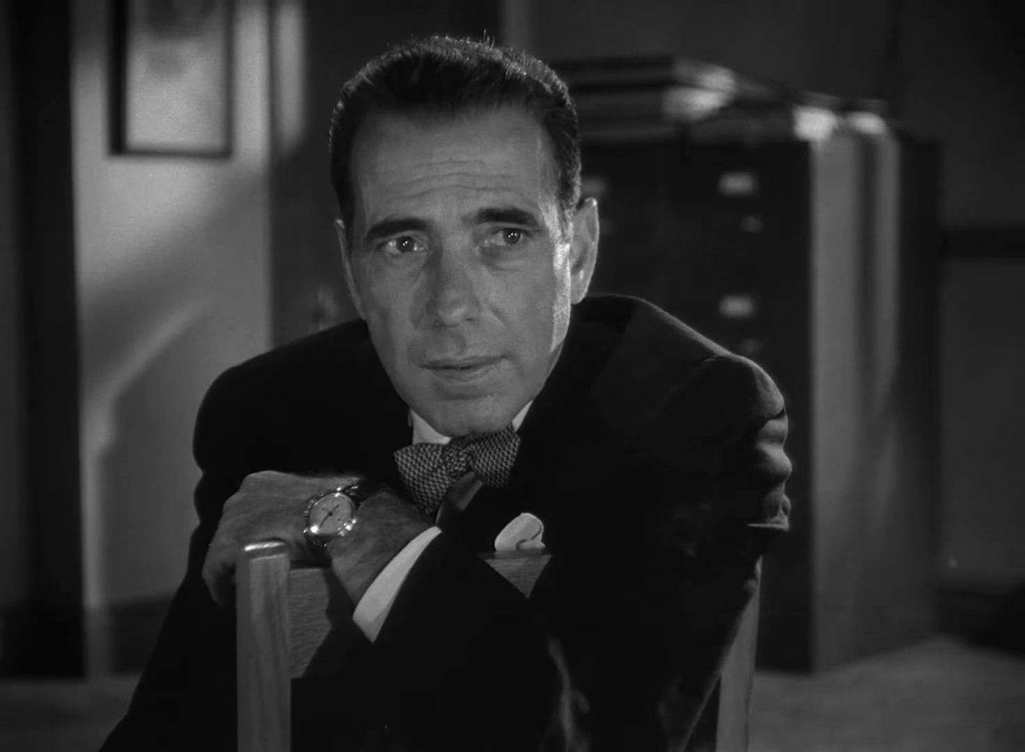 Humphrey Bogart dans le film noir The Enforcer (La femme à abattre, 1951) de Bretaigne Windust