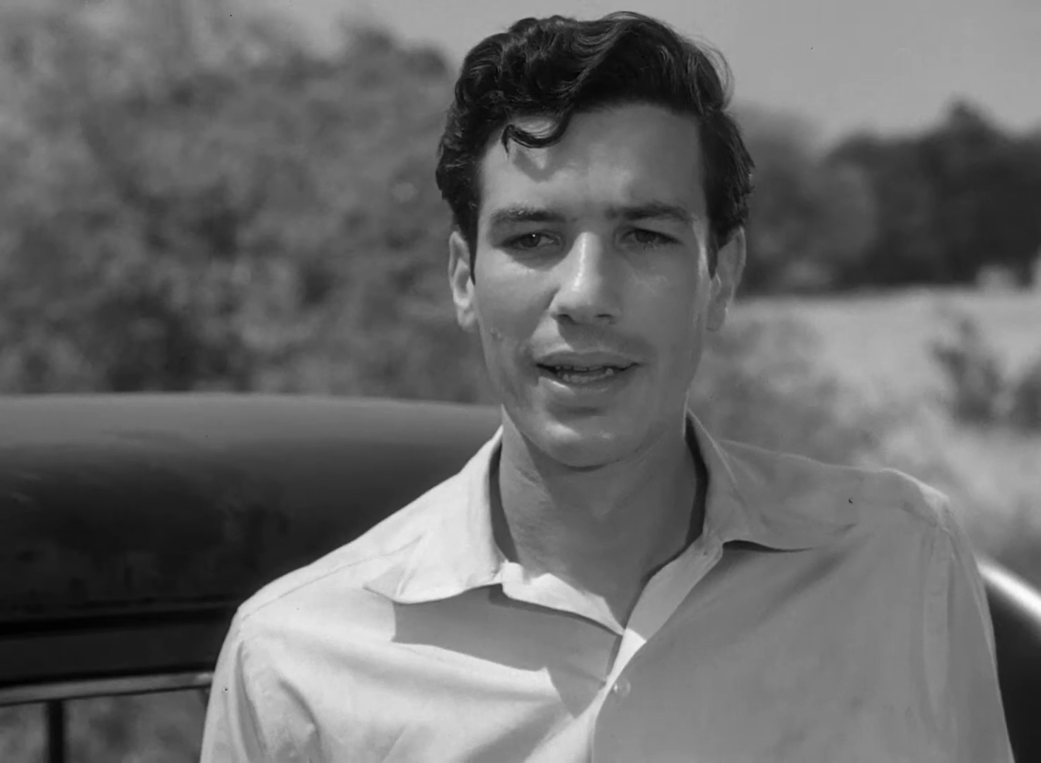 Lawrence Tolan dans le film noir The Enforcer (La femme à abattre, 1951) de Bretaigne Windust