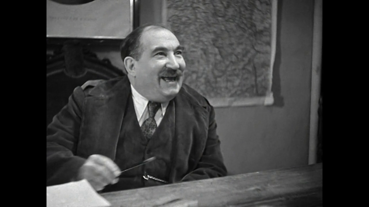 Marcel Vallée dans le film franco-italien L'homme de nulle part (1937) de Pierre Chenal
