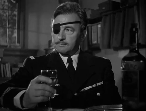 Claude Rains dans le film Passage to Marseille (Passage pour Marseille, 1944) de Michael Curtiz