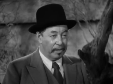 Warner Oland dans Charlie Chan's secret (1936) de Gordon Wiles