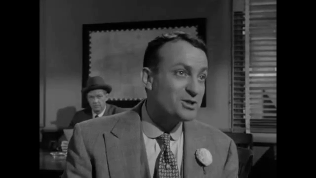 Joe Mantell dans le film de gangsters The Scarface Mob (Les Incorruptibles défient Al Capone, 1961) de Phil Karlson