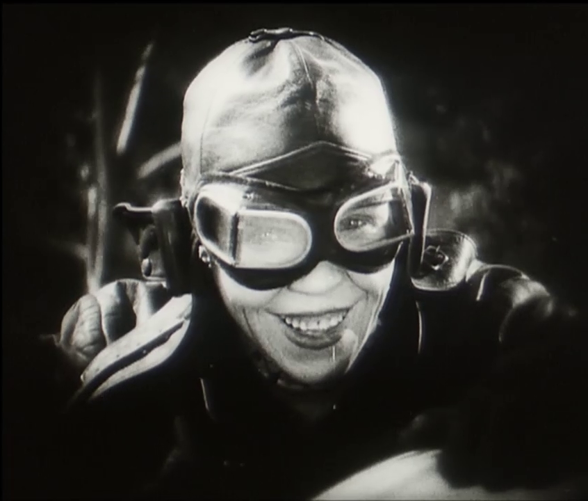 Marfa Lapkina dans Генеральная линия (La ligne générale, 1929) de Сергей Михайлович Эйзенштейн (Sergueï Mikhaïlovitch Eisenstein) et Григорий Василевич Александров (Grigori Alexandrov)