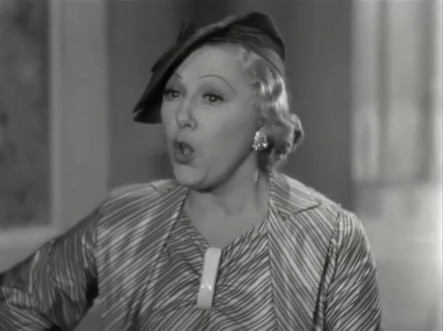 Christiane Delyne dans le film satirique L'école des contribuables (1934) de René Guissart