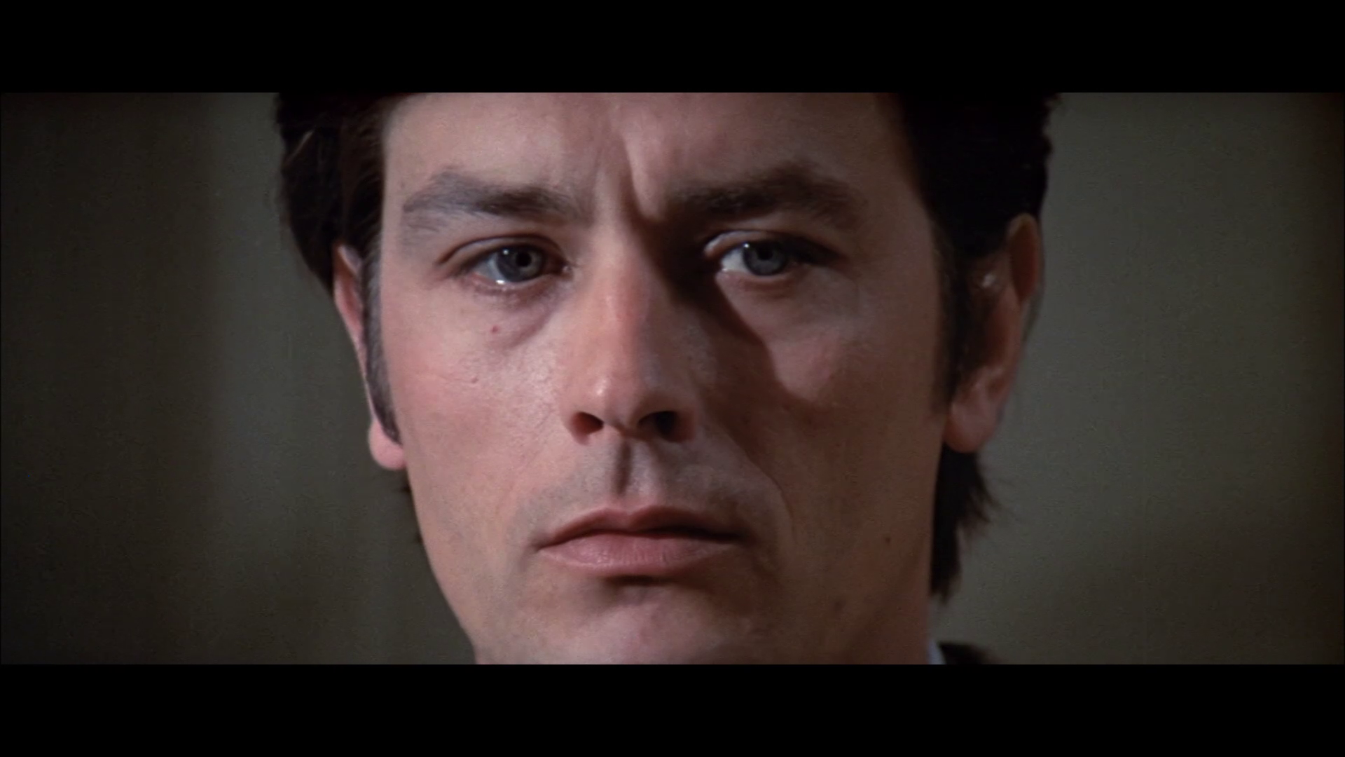 Alain Delon dans Le clan des Siciliens (1969) de Henri Verneuil