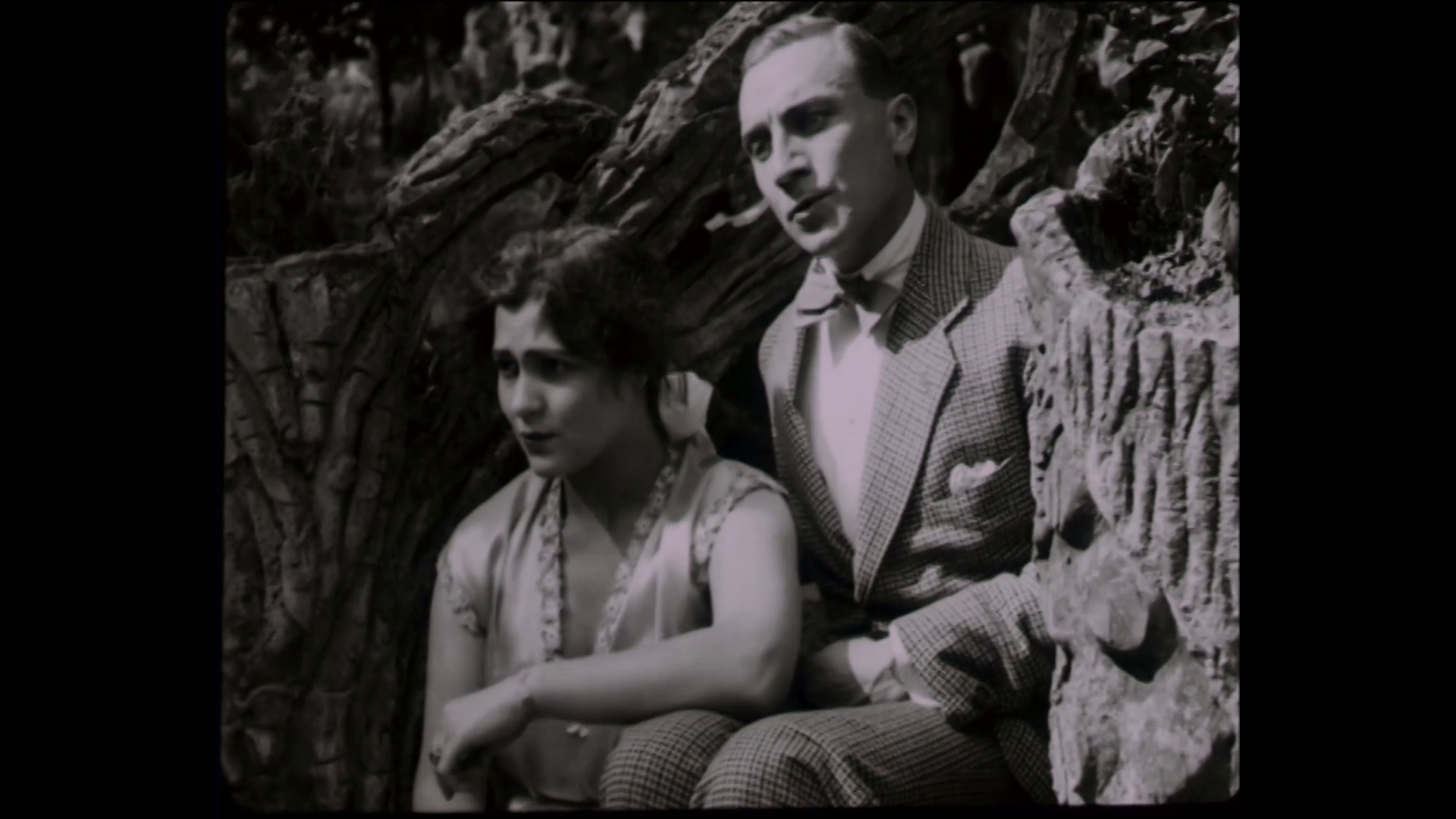 Ivan Mosjoukine dans L'angoissante aventure (1920) de Yakov Protazanov