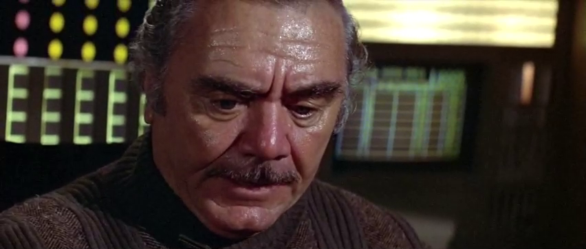 Ernest Borgnine dans The blak hole (Le trou noir, 1979) de Gary Nelson