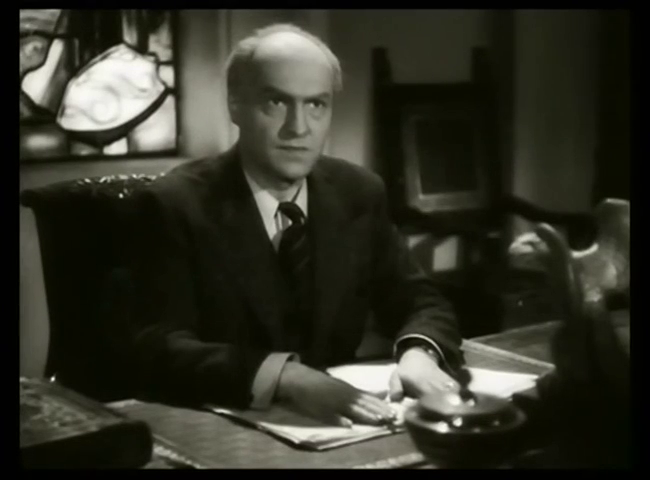 André Carnège dans Huit hommes dans un château (1942) de Richard Pottier