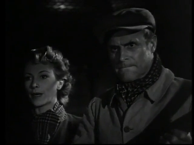 Gaston Modot et Janine Darcey dans Le mystère de la chambre jaune (1949) de Henri Aisner