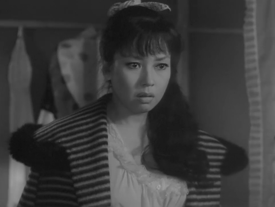 Machiko Kyō dans 赤線地帯 (La rue de la honte,1956) de 溝口 健二 (Kenji Mizoguchi)