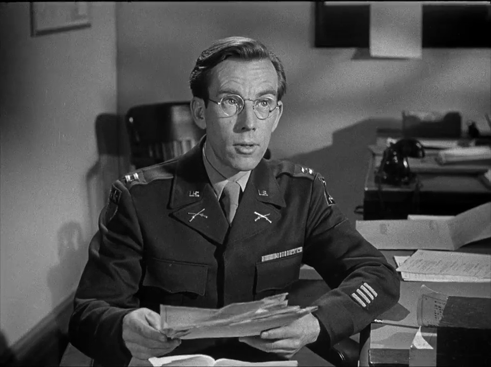 Whit Bissell dans le film Tokyo Joe (1949) de Stuart Heisler