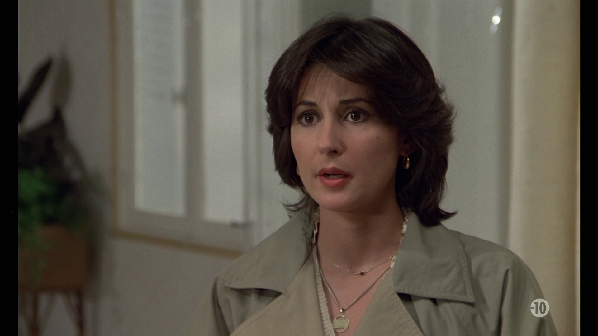 Elisabeth Margoni  dans Le professionnel (1981) de Georges Lautner