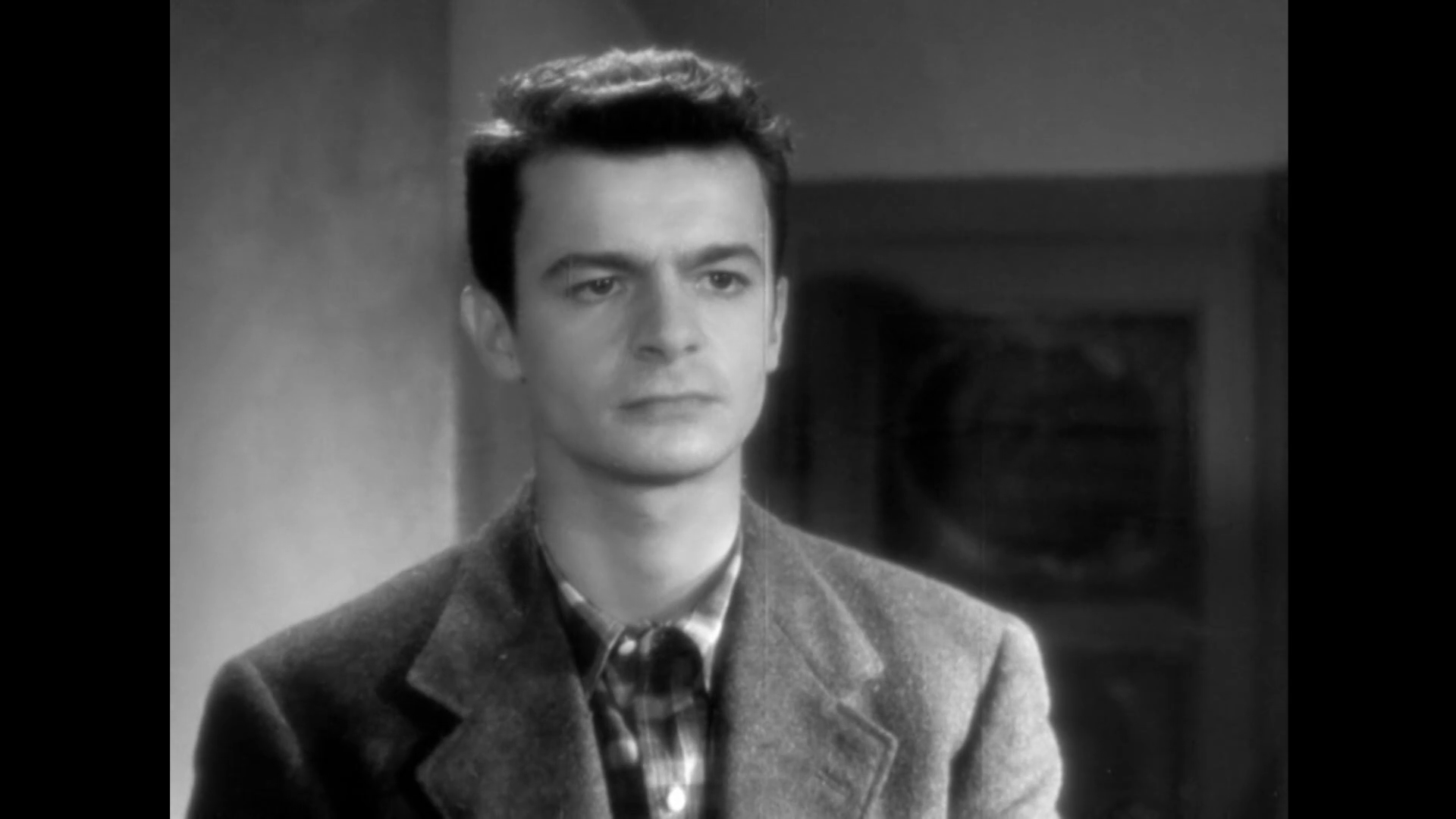 Serge Reggiani dans le film Le dessous des cartes (1948) d'André Cayatte