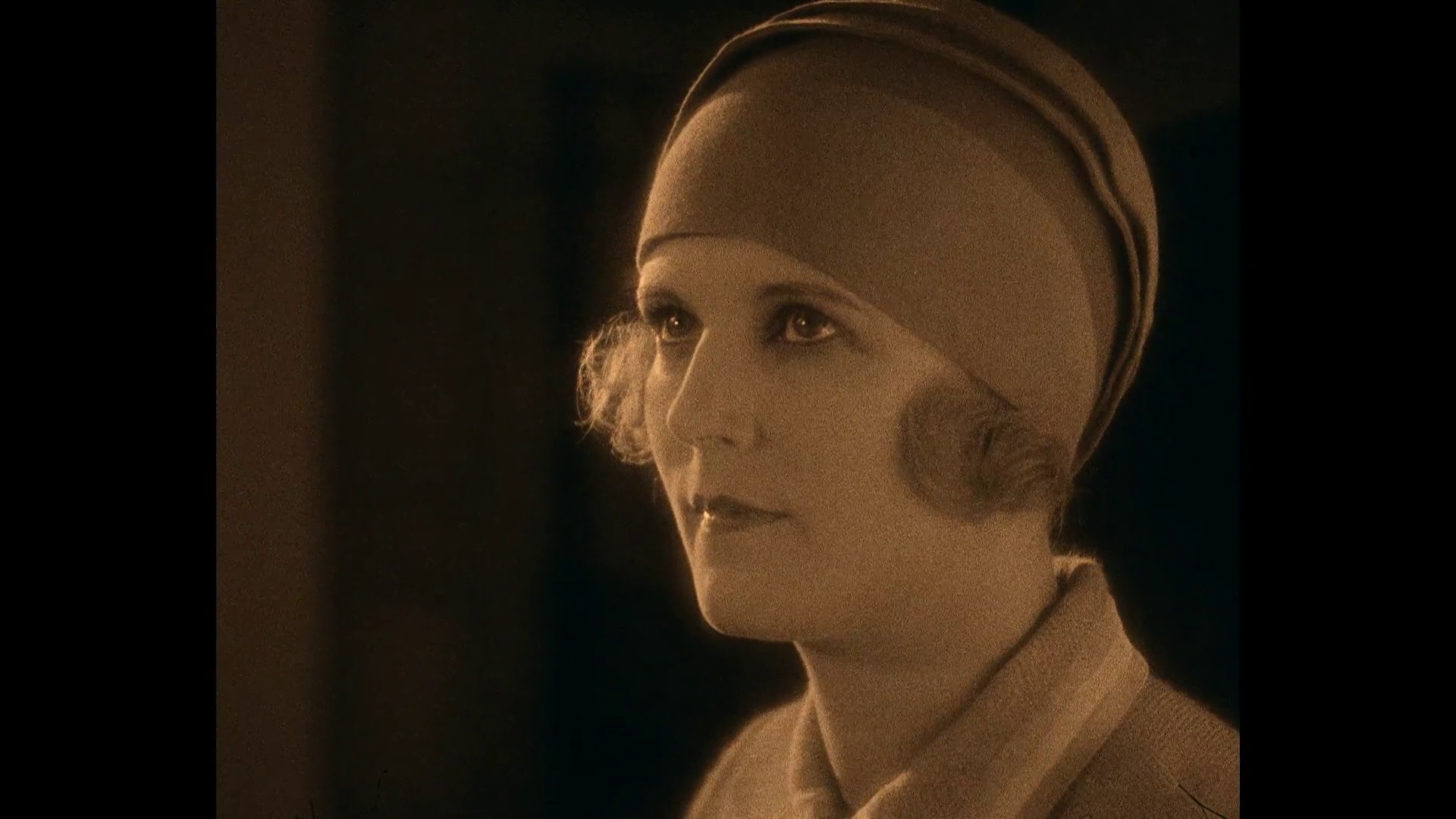 La comédienne Patricia Allon dans le film muet français La grande passion (1928) d'André Hugon