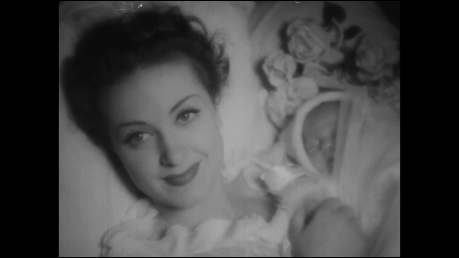 Danielle Darrieux dans le film Club de femmes (1936) de Jacques Deval