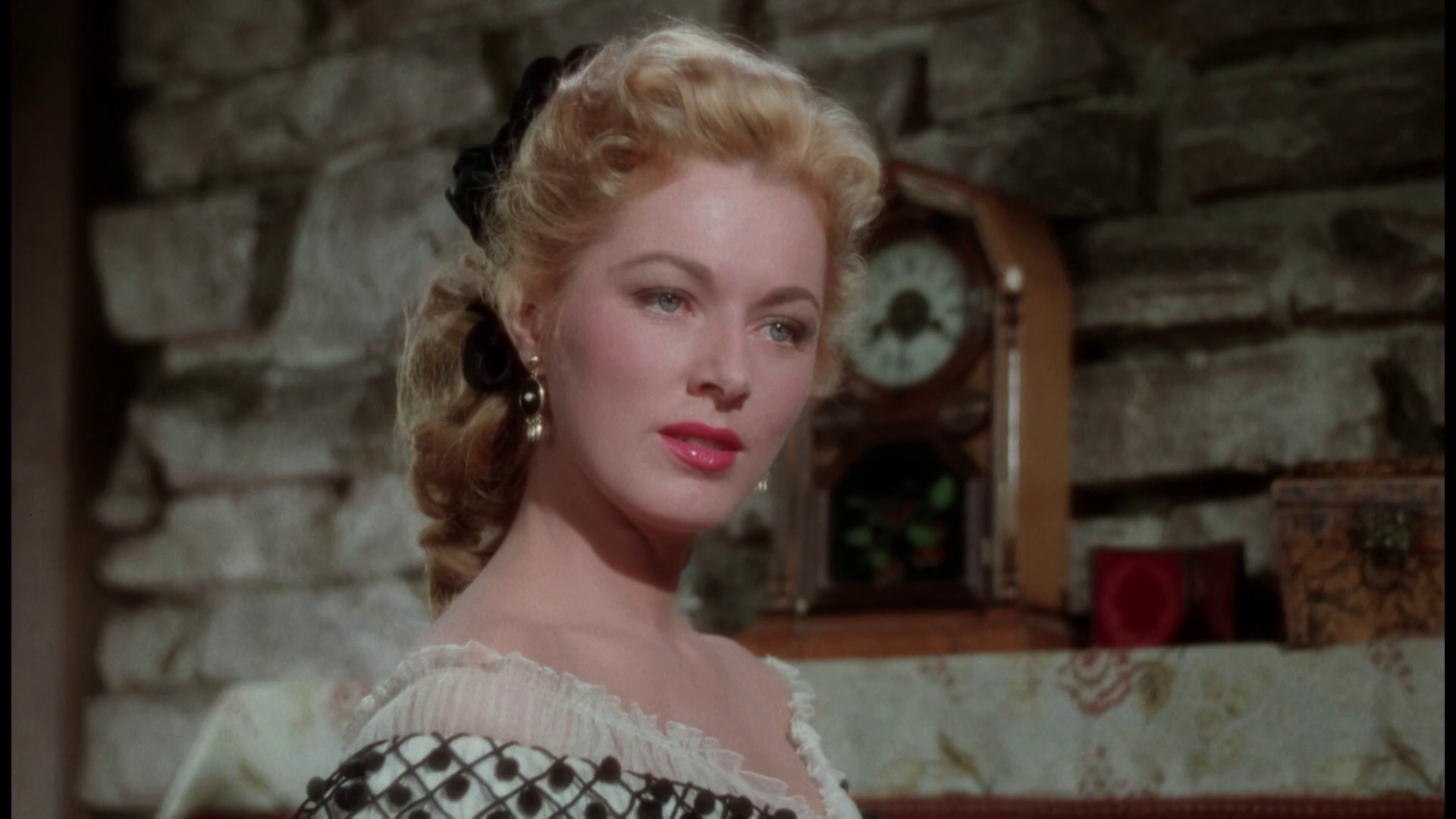 Eleanor Parker dans le western Escape from Fort Bravo (Fort Bravo, 1953) de John Sturges