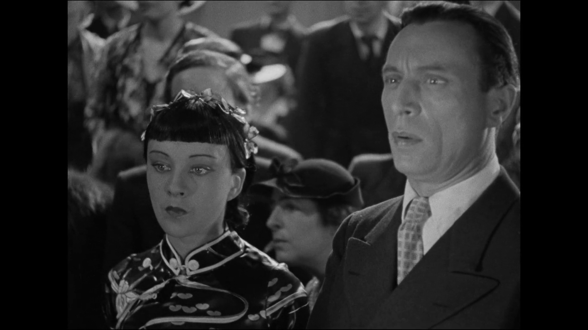 Sylvia Bataille et Louis Jouvet dans Forfaiture (1937) de Marcel L'Herbier