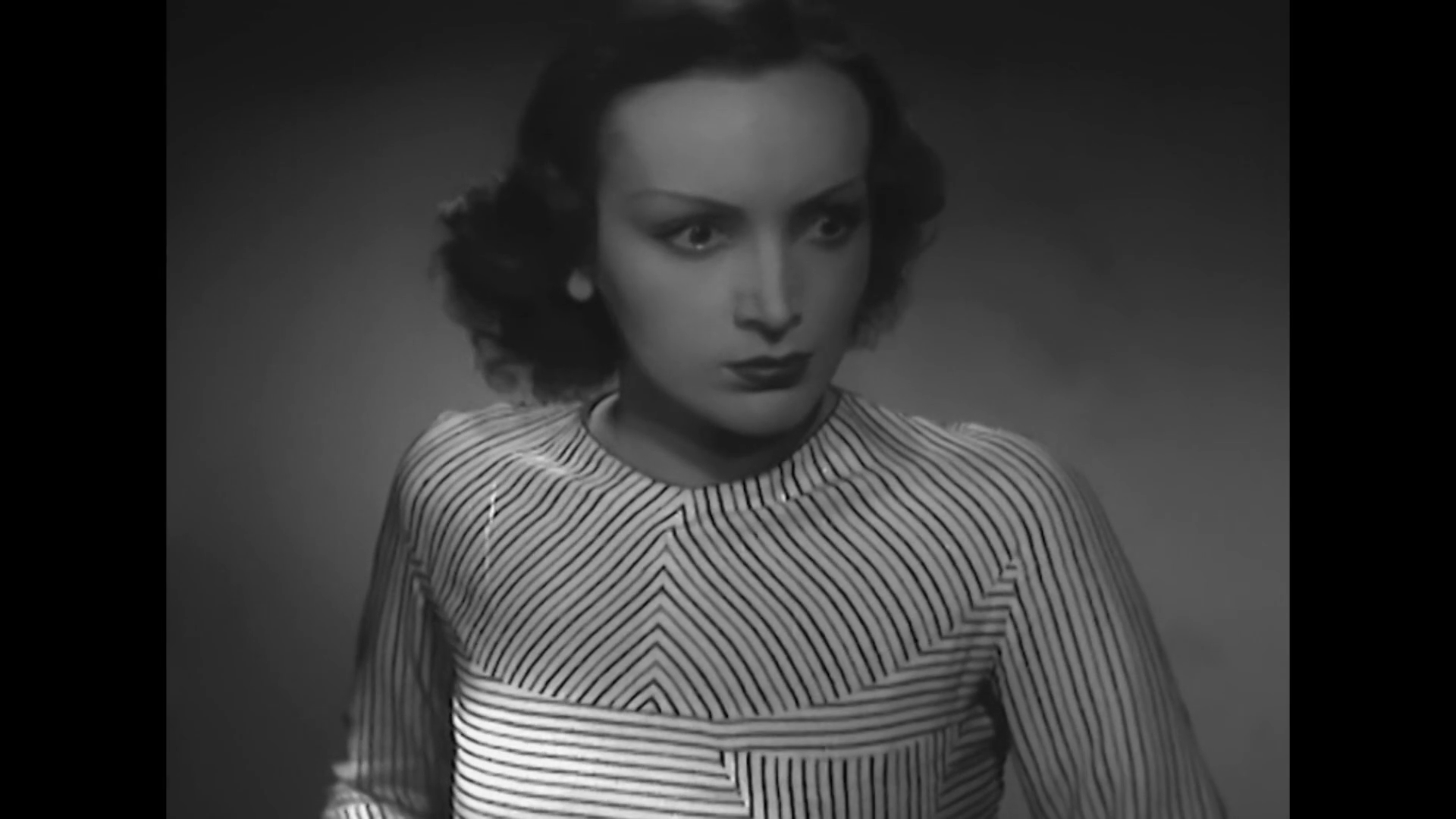 Mireille Balin dans le film Le roman d'un spahi (1936) de Michel Bernheim