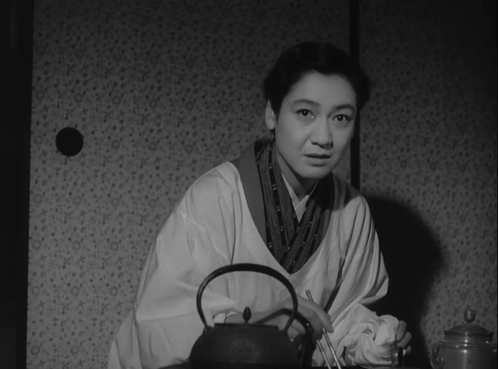 L'actrice Setsuko Hara dans 東京暮色 (Crépuscule à Tokyo, 1957) de 小津 安二郎 (Yasujirō Ozu)