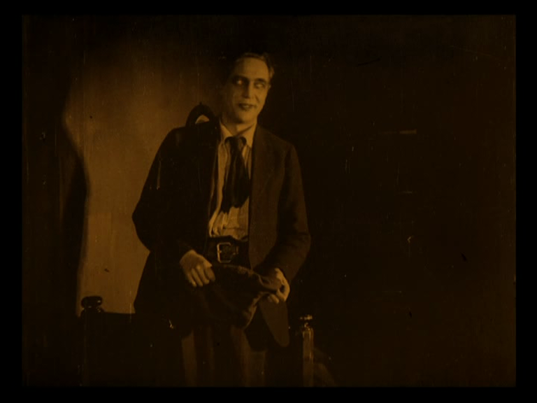 L'acteur Walter Brügmann dans le film muet allemand Schlagende Wetter (Grisou, 1923) de Karl Grune