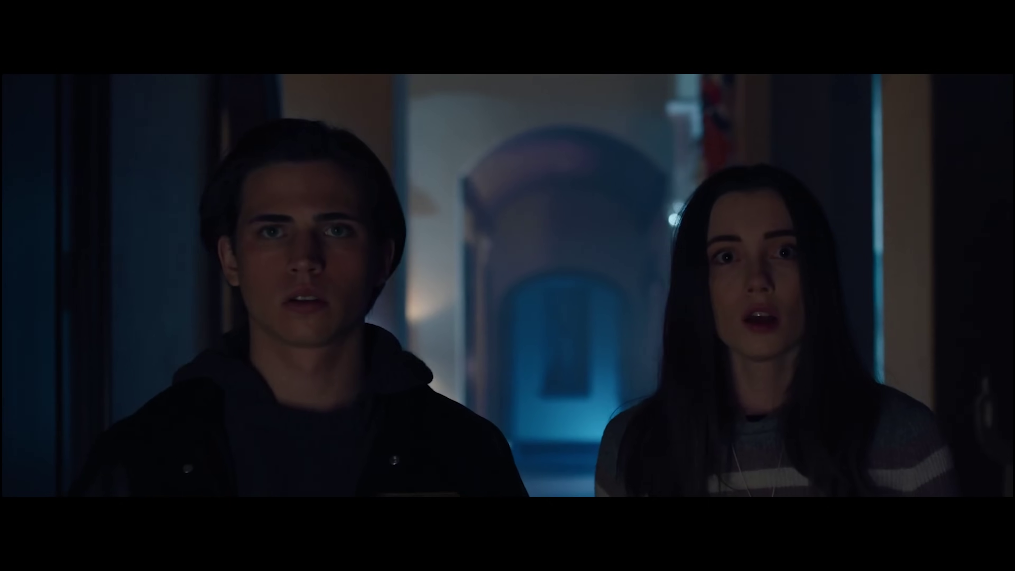 Sydne Mikelle et Tanner Buchanan dans Max Winslow and the House of Secrets (Virtual Games, 2020) de Sean Olson